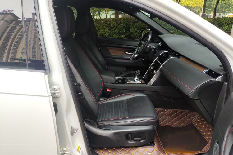 Used Land Rover Discovery Sport 2020 249 PS R-Dynamic Performance Edition Right Front Seat