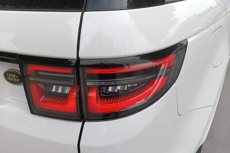 Used Land Rover Discovery Sport 2020 249 PS R-Dynamic Performance Edition Right Rear Taillight