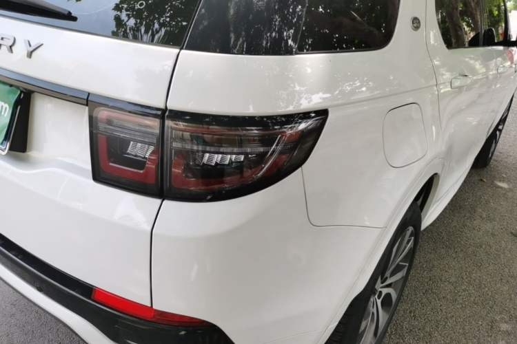 Used Land Rover Discovery Sport 2020 249 PS R-Dynamic Performance Edition Right Rear Taillight