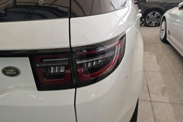 Used Land Rover Discovery Sport 2020 249 PS R-Dynamic Performance Edition Right Rear Taillight