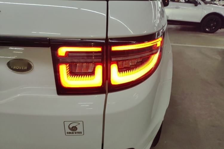 Used Land Rover Discovery Sport 2020 249 PS R-Dynamic Performance Tech Edition 7 Seats Right Rear Taillight
