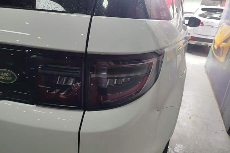 Used Land Rover Discovery Sport 2020 249 PS R-Dynamic Performance Edition Right Rear Taillight