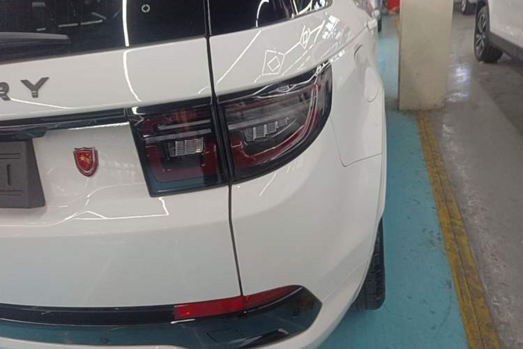 Used Land Rover Discovery Sport 2020 249 PS R-Dynamic Performance Edition Right Rear Taillight