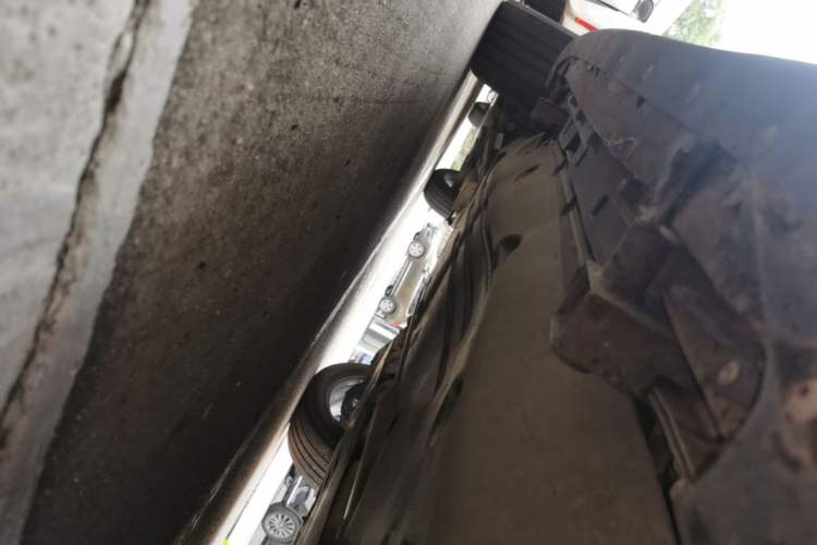 Used Land Rover Discovery Sport 2020 249 PS R-Dynamic Performance Edition Right Side Sill