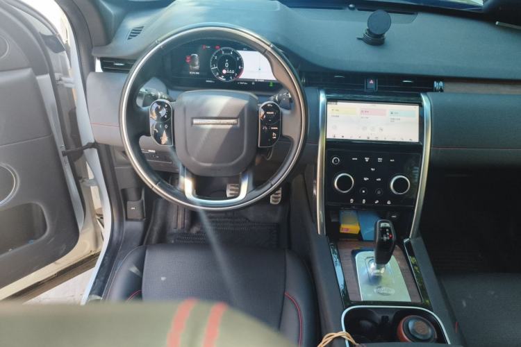 Used Land Rover Discovery Sport 2020 249 PS R-Dynamic Performance Edition Steering Wheel
