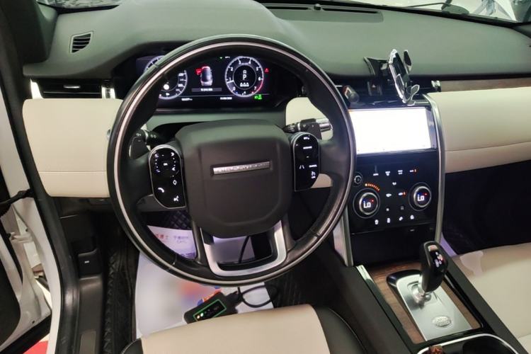 Used Land Rover Discovery Sport 2020 249 PS R-Dynamic Performance Edition Steering Wheel