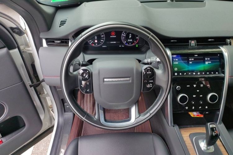 Used Land Rover Discovery Sport 2020 249 PS R-Dynamic Performance Edition Steering Wheel