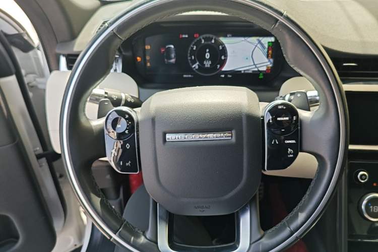 Used Land Rover Discovery Sport 2020 249 PS R-Dynamic Performance Tech Edition 7 Seats Steering Wheel