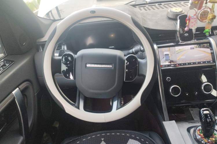 Used Land Rover Discovery Sport 2020 249 PS R-Dynamic Performance Edition Steering Wheel