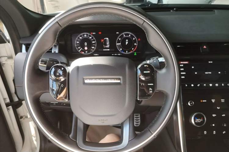 Used Land Rover Discovery Sport 2020 249 PS R-Dynamic Performance Edition Steering Wheel