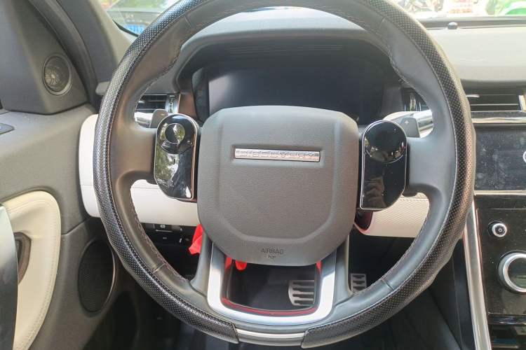 Used Land Rover Discovery Sport 2020 249 PS R-Dynamic Performance Tech Edition 5 Seats Steering Wheel