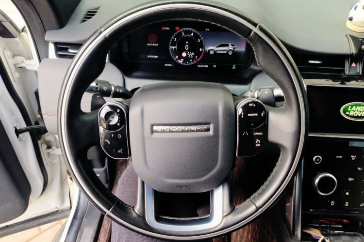 Used Land Rover Discovery Sport 2020 249 PS R-Dynamic Performance Tech Edition 7 Seats Steering Wheel