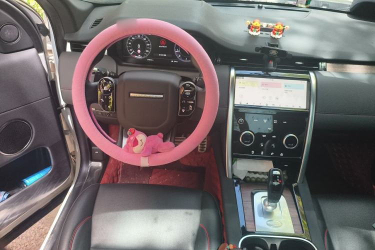 Used Land Rover Discovery Sport 2020 249 PS R-Dynamic Performance Tech Edition 5 Seats Steering Wheel
