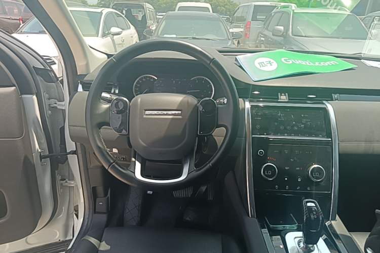Used Land Rover Discovery Sport 2020 200 PS Family Edition Steering Wheel