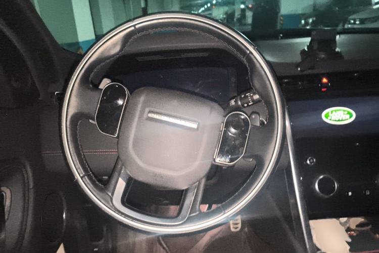 Used Land Rover Discovery Sport 2020 249 PS R-Dynamic Performance Tech Edition 5 Seats Steering Wheel