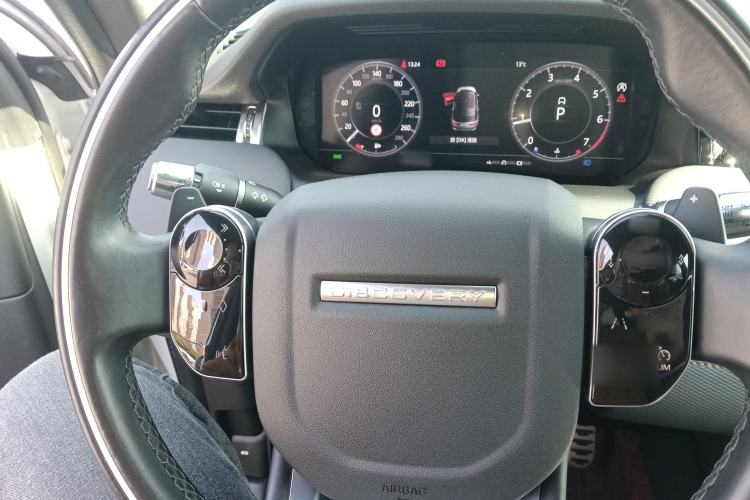Used Land Rover Discovery Sport 2020 249 PS R-Dynamic Performance Tech Edition 7 Seats Steering Wheel