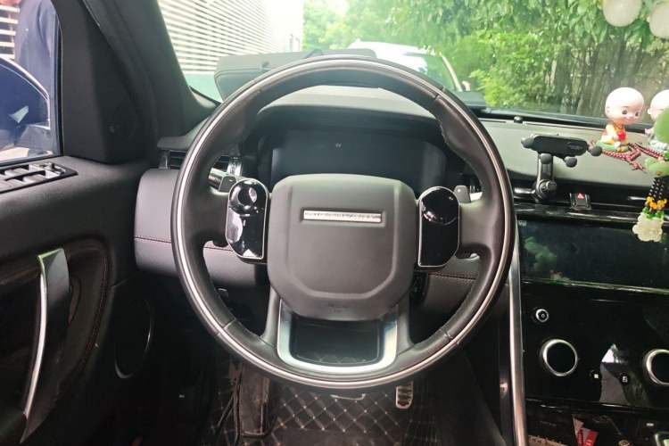 Used Land Rover Discovery Sport 2020 249 PS R-Dynamic Performance Edition Steering Wheel