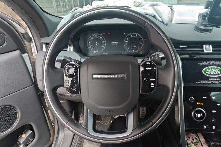 Used Land Rover Discovery Sport 2020 249 PS R-Dynamic Performance Tech Edition 5 Seats Steering Wheel