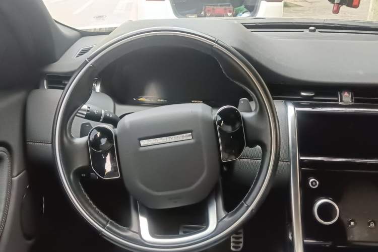 Used Land Rover Discovery Sport 2020 249 PS R-Dynamic Performance Edition Steering Wheel