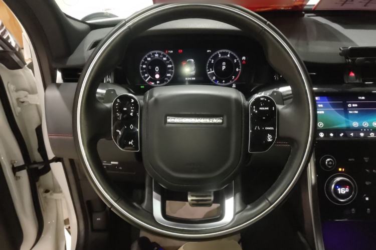 Used Land Rover Discovery Sport 2020 249 PS R-Dynamic Luxury Custom Edition Steering Wheel