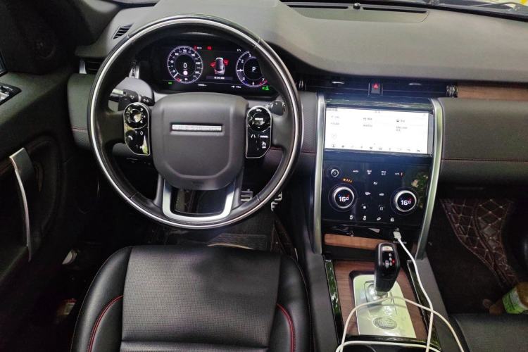 Used Land Rover Discovery Sport 2020 249 PS R-Dynamic Performance Edition Steering Wheel