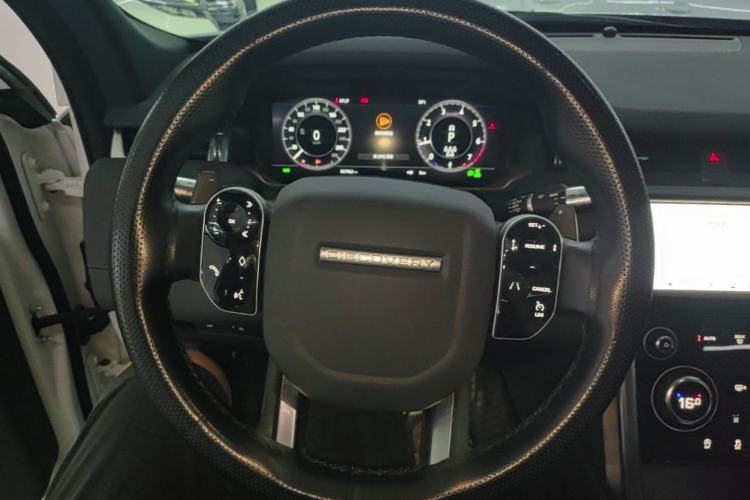 Used Land Rover Discovery Sport 2020 249 PS R-Dynamic Performance Tech Edition 7 Seats Steering Wheel