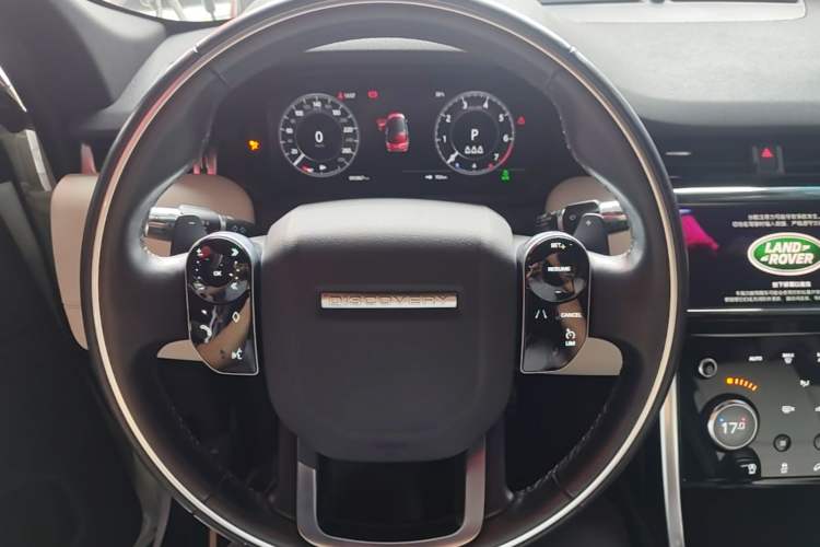Used Land Rover Discovery Sport 2020 249 PS R-Dynamic Performance Edition Steering Wheel