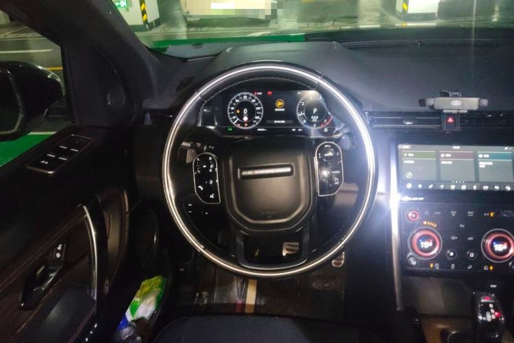 Used Land Rover Discovery Sport 2020 249 PS R-Dynamic Luxury Custom Edition Steering Wheel