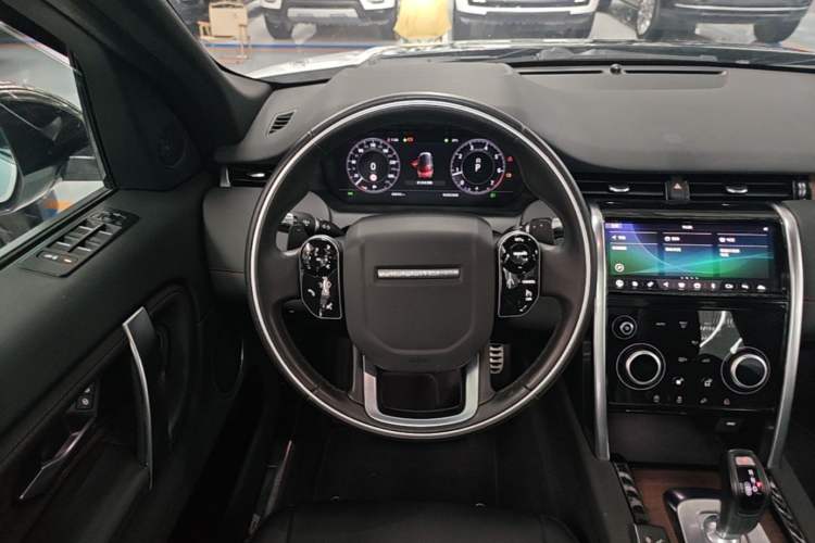 Used Land Rover Discovery Sport 2020 249 PS R-Dynamic Performance Edition Steering Wheel