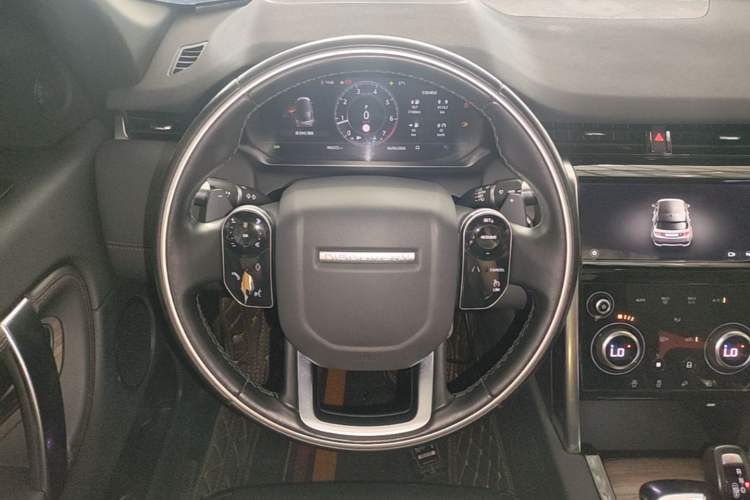 Used Land Rover Discovery Sport 2020 249 PS R-Dynamic Performance Edition Steering Wheel