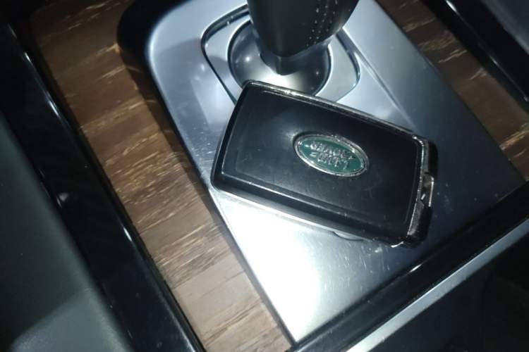 Used Land Rover Discovery Sport 2020 249 PS R-Dynamic Luxury Custom Edition Vehicle Key
