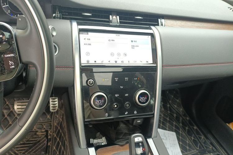 Used Land Rover Discovery Sport 2021 249 PS R-Dynamic S Performance Edition Audio And AC Panel