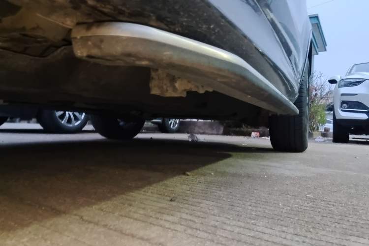 Used Land Rover Discovery Sport 2021 249 PS R-Dynamic S Performance Edition Chassis Front Left