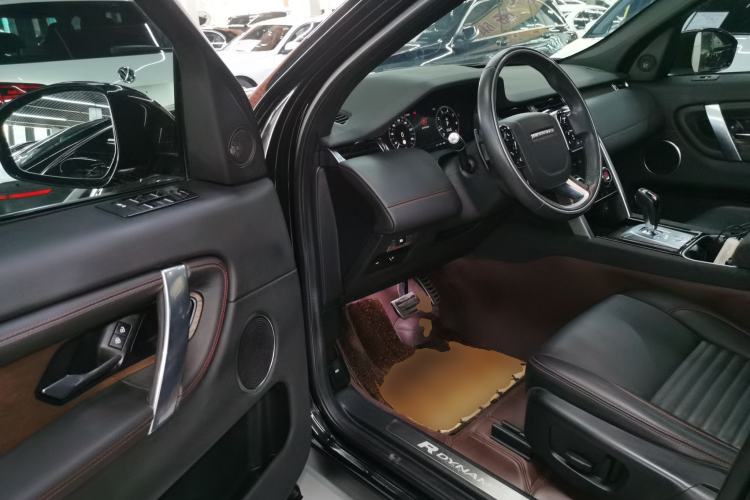 Used Land Rover Discovery Sport 2021 249 PS R-Dynamic S Performance Edition Driver Seat