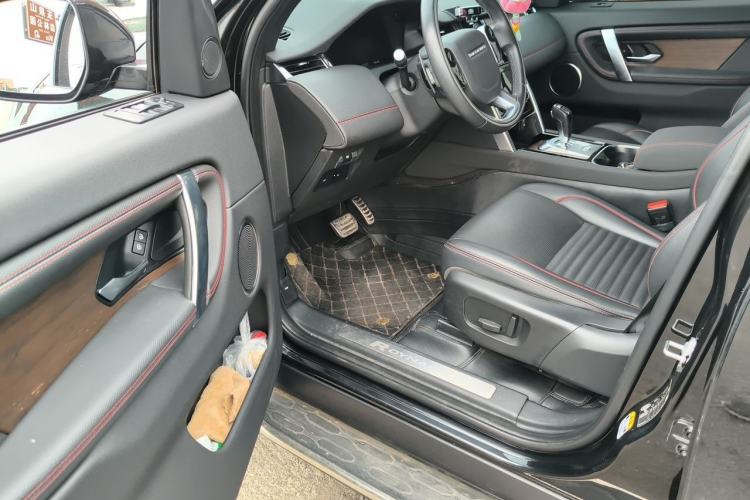 Used Land Rover Discovery Sport 2021 249 PS R-Dynamic S Performance Edition Driver Seat