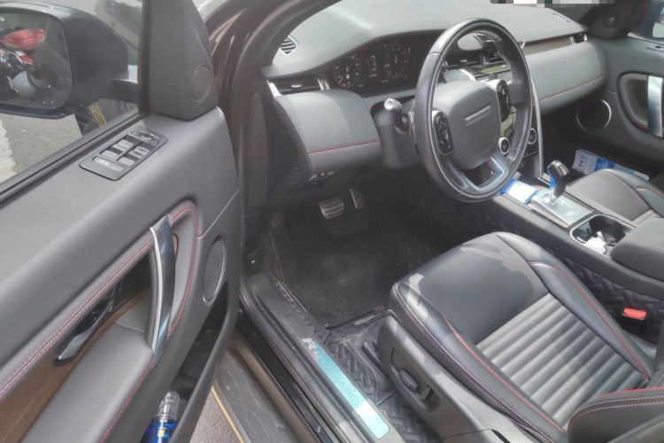 Used Land Rover Discovery Sport 2021 249 PS R-Dynamic S Performance Edition Driver Seat