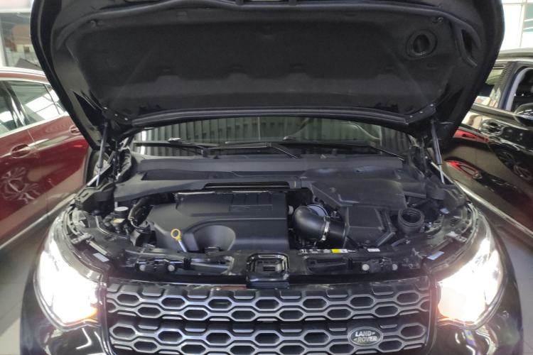 Used Land Rover Discovery Sport 2021 249 PS R-Dynamic S Performance Edition Engine Bay