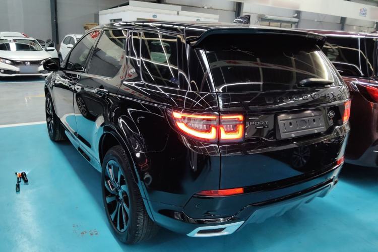 Used Land Rover Discovery Sport 2021 249 PS R-Dynamic S Performance Edition Exterior 2