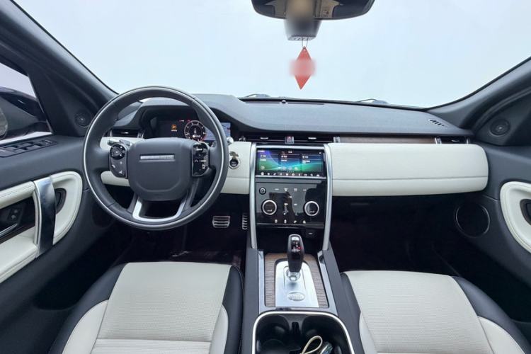 Used Land Rover Discovery Sport 2021 249 PS R-Dynamic S Performance Edition Interior 2