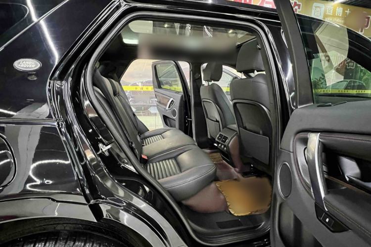 Used Land Rover Discovery Sport 2021 249 PS R-Dynamic S Performance Edition Interior 3