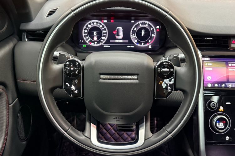 Used Land Rover Discovery Sport 2021 249 PS R-Dynamic SE Performance Tech Edition 5 Seats Interior 4
