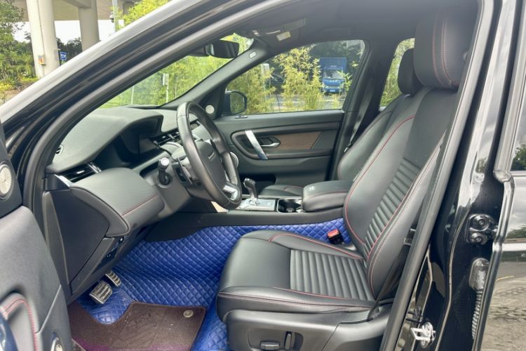 Used Land Rover Discovery Sport 2021 249 PS R-Dynamic S Performance Edition Interior 6
