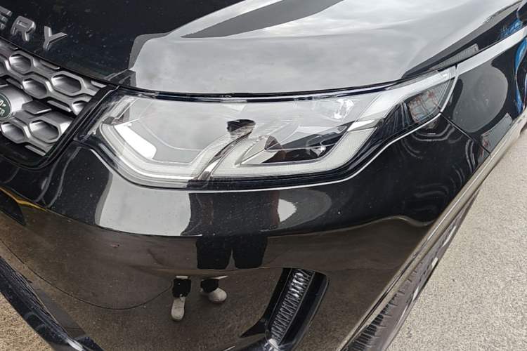 Used Land Rover Discovery Sport 2021 249 PS R-Dynamic S Performance Edition Left Front Headlight