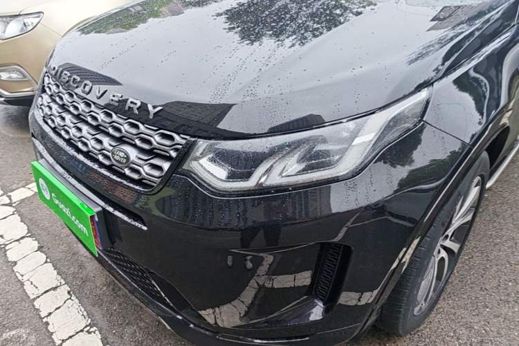 Used Land Rover Discovery Sport 2021 249 PS R-Dynamic SE Performance Tech Edition 5 Seats Left Front Headlight