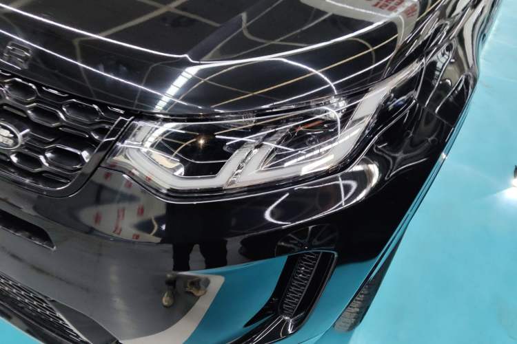 Used Land Rover Discovery Sport 2021 249 PS R-Dynamic S Performance Edition Left Front Headlight
