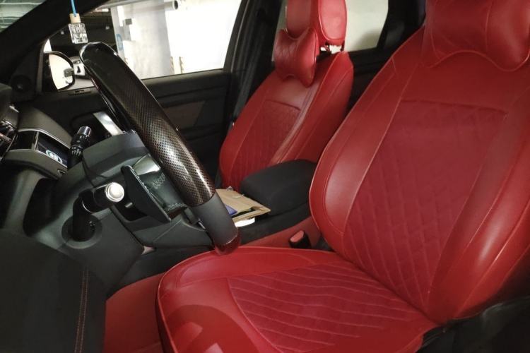 Used Land Rover Discovery Sport 2021 249 PS R-Dynamic S Performance Edition Left Front Seat