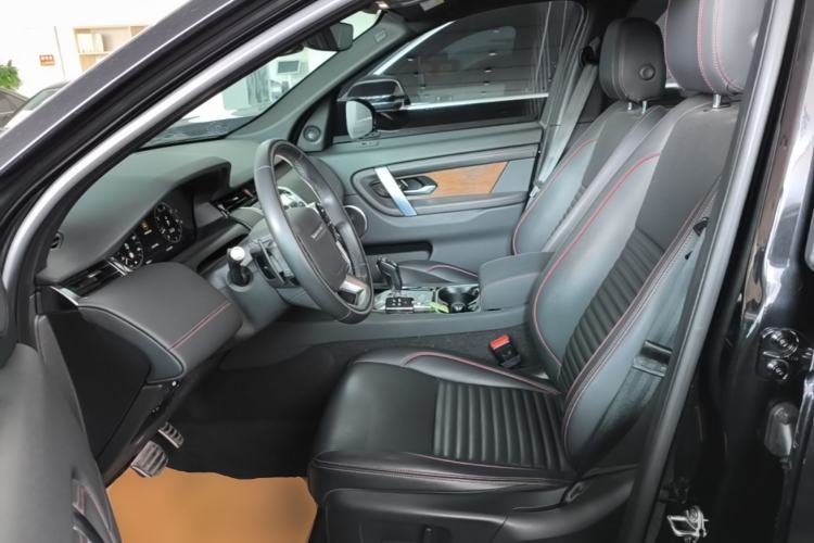 Used Land Rover Discovery Sport 2021 249 PS R-Dynamic S Performance Edition Left Front Seat