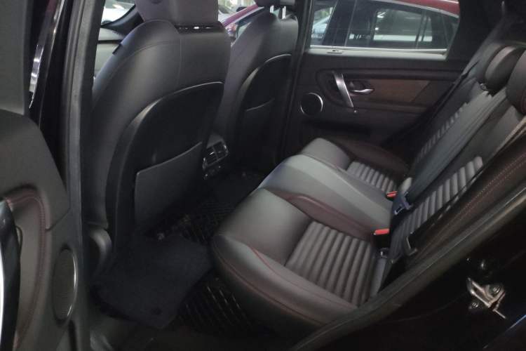 Used Land Rover Discovery Sport 2021 249 PS R-Dynamic S Performance Edition Left Rear Seat