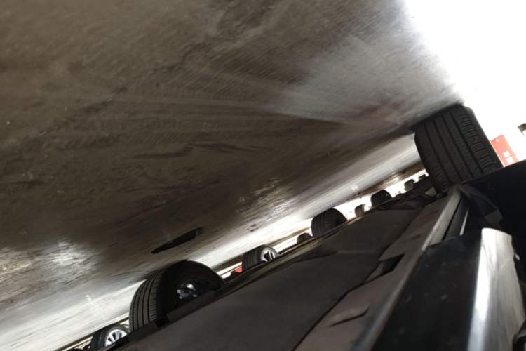 Used Land Rover Discovery Sport 2021 249 PS R-Dynamic S Performance Edition Left Side Sill