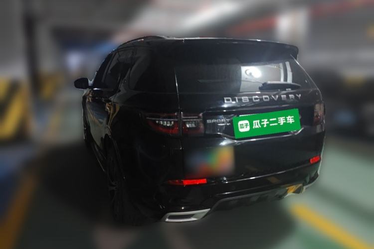 Used Land Rover Discovery Sport 2021 200 PS Family Edition Rear Left 45 Deg